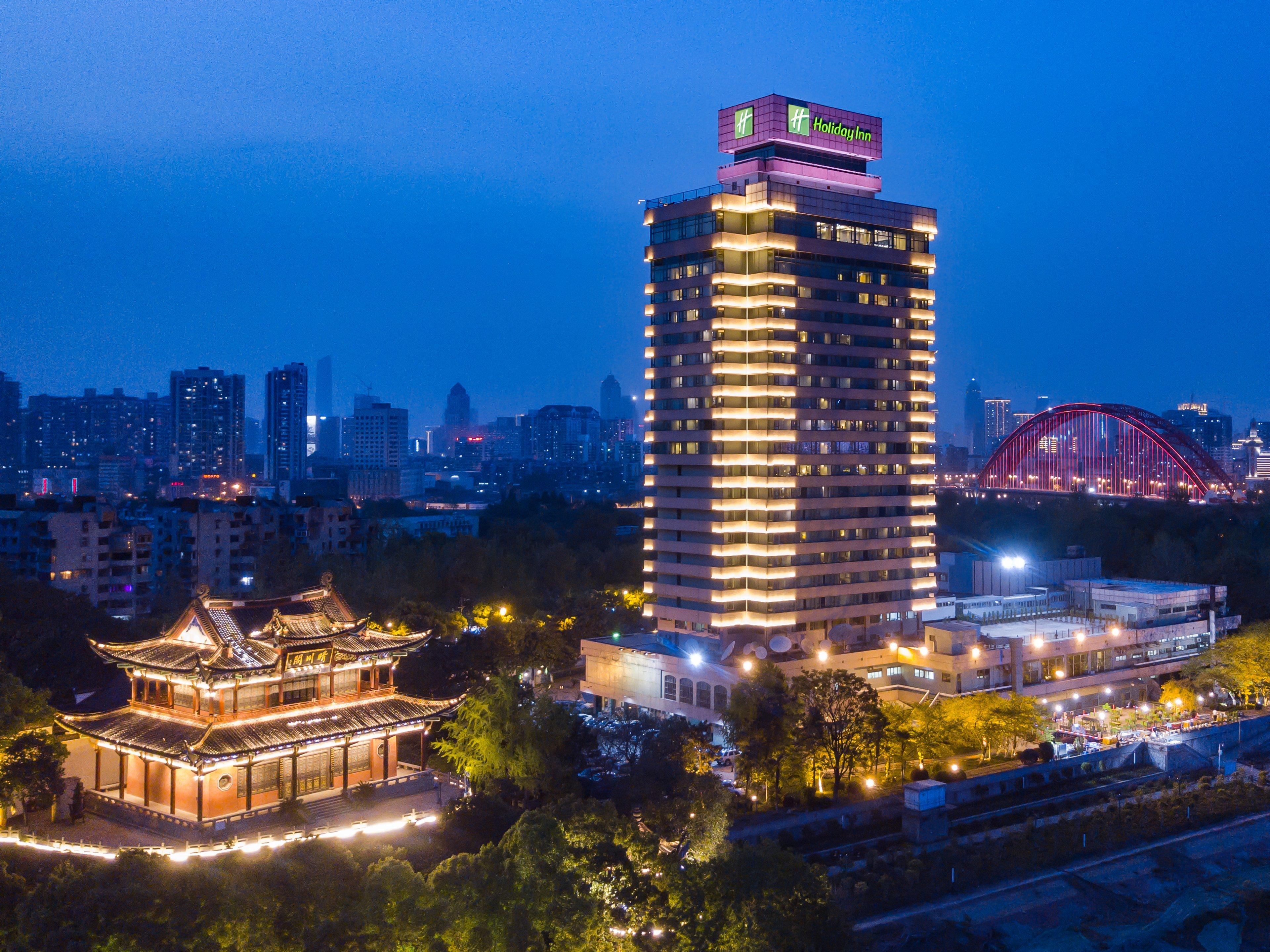 Holiday Inn Wuhan Riverside, An Ihg Hotel Extérieur photo