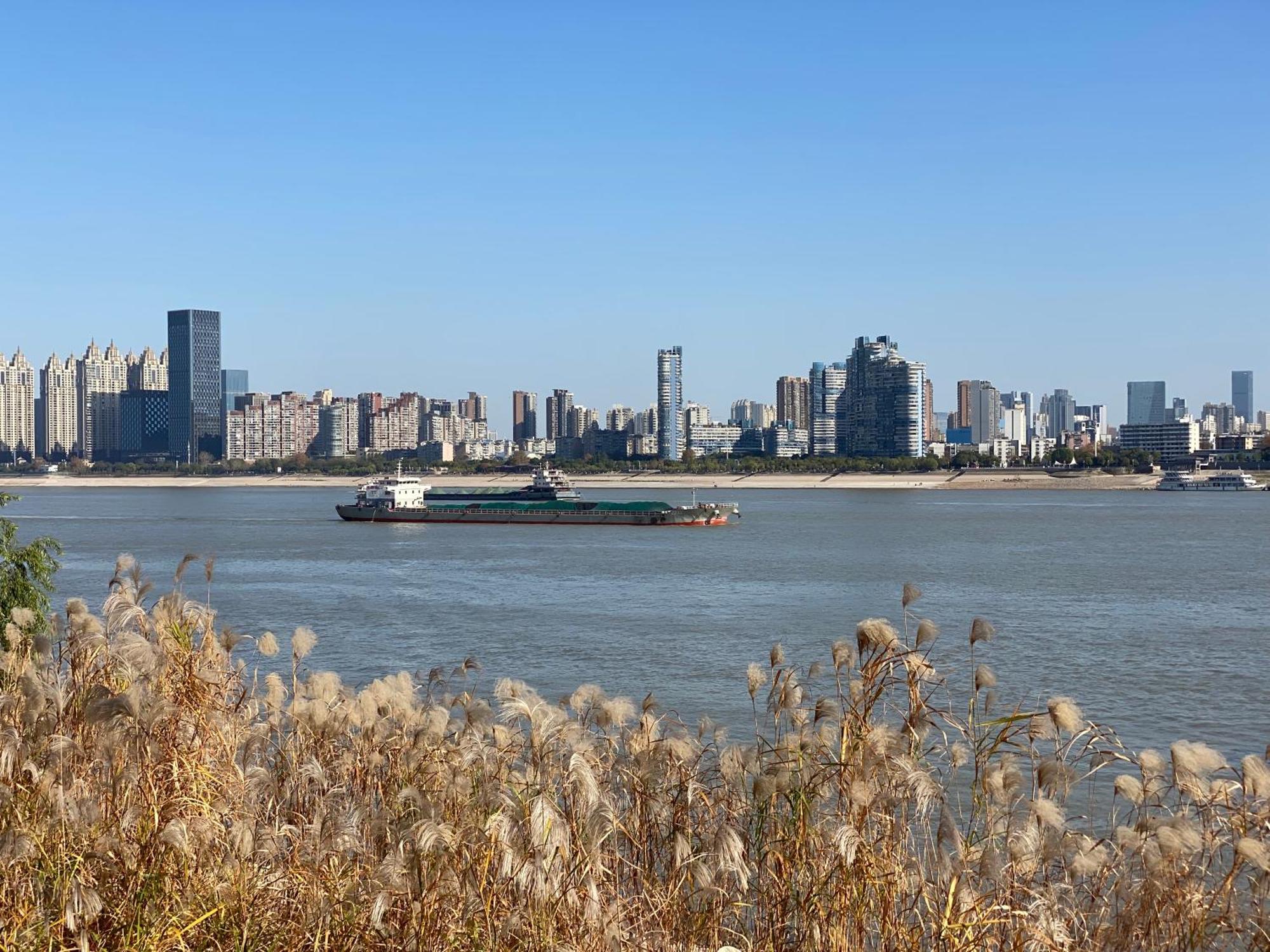 Holiday Inn Wuhan Riverside, An Ihg Hotel Extérieur photo